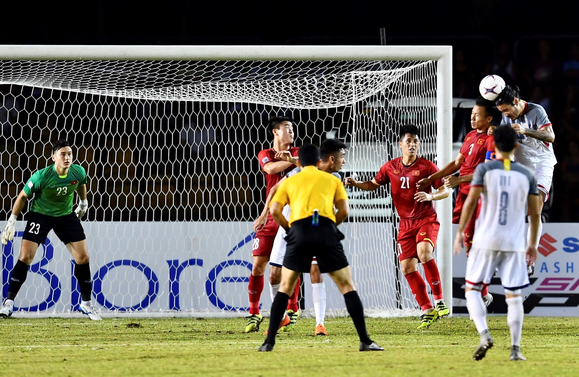 Viet Nam vs Philippines,  AFF Cup 2018,  san My Dinh,  Que Ngoc Hai anh 3