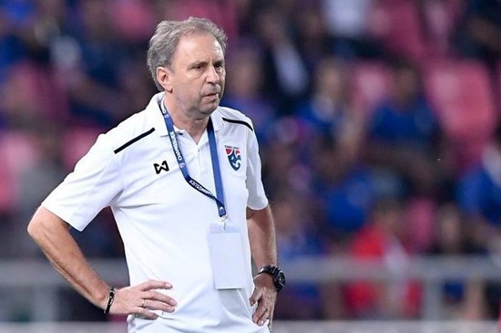 Malaysia vao chung ket AFF Cup va tro dua so phan cua HLV Thai Lan hinh anh