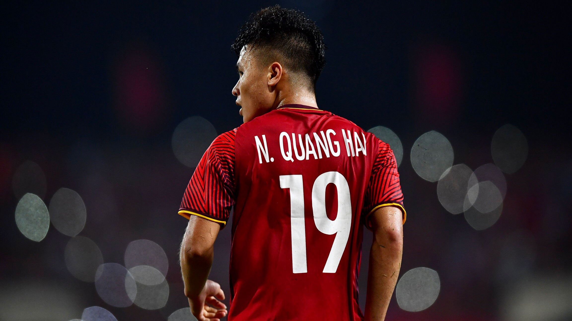 Quang Hai tro thanh ung vien Cau thu hay nhat chau A 2018 hinh anh