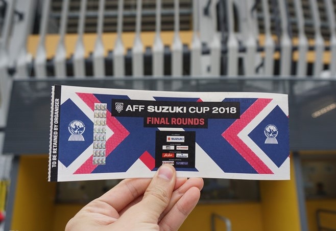 Ve tran chung ket duoc dan phe Malaysia rao ban gap gan 20 lan hinh anh