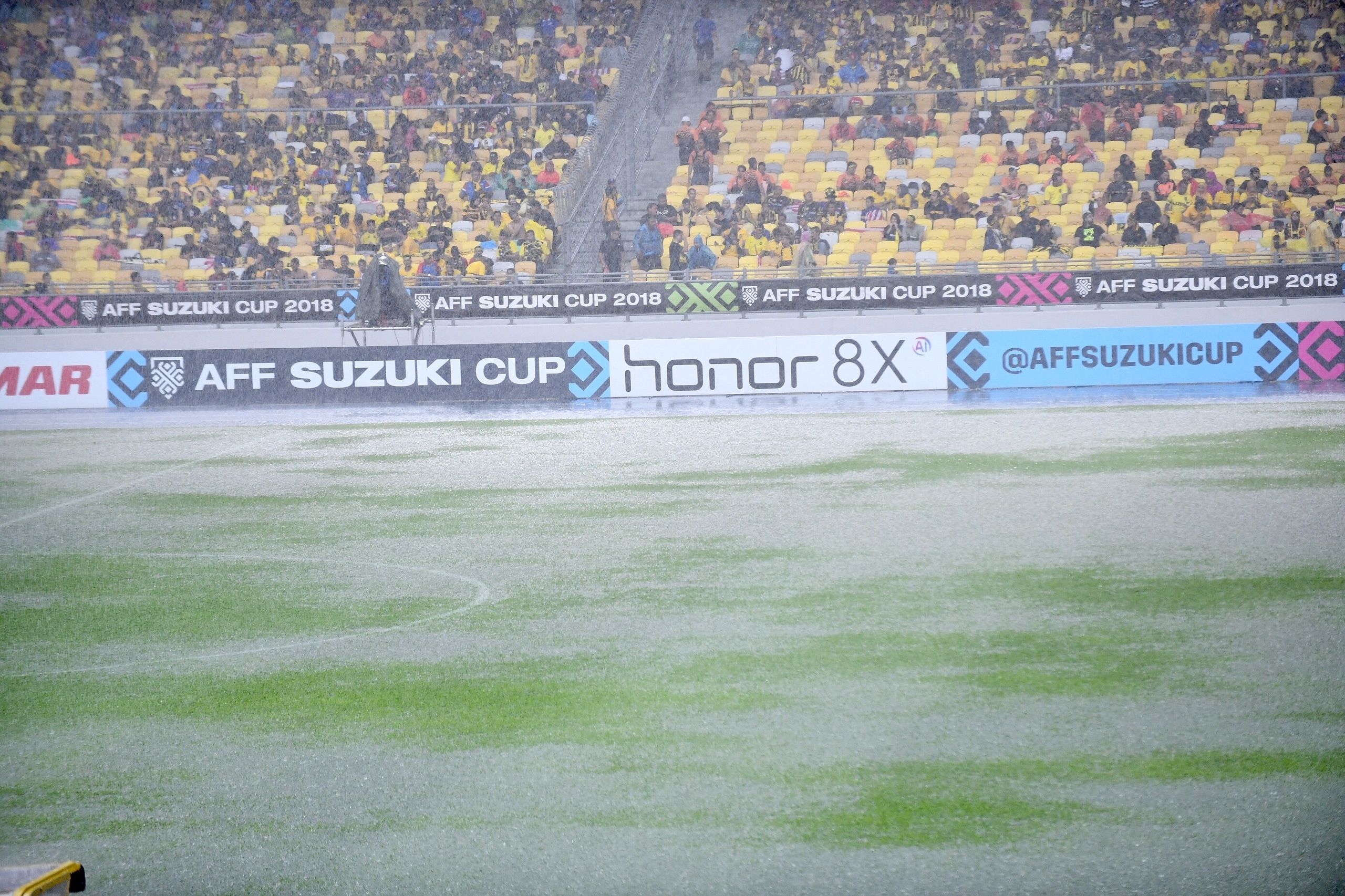 mặt sân, Malaysia vs Việt Nam, AFF Cup 2018 ảnh 2 mat san, Malaysia vs Viet Nam, AFF Cup 2018 anh 2