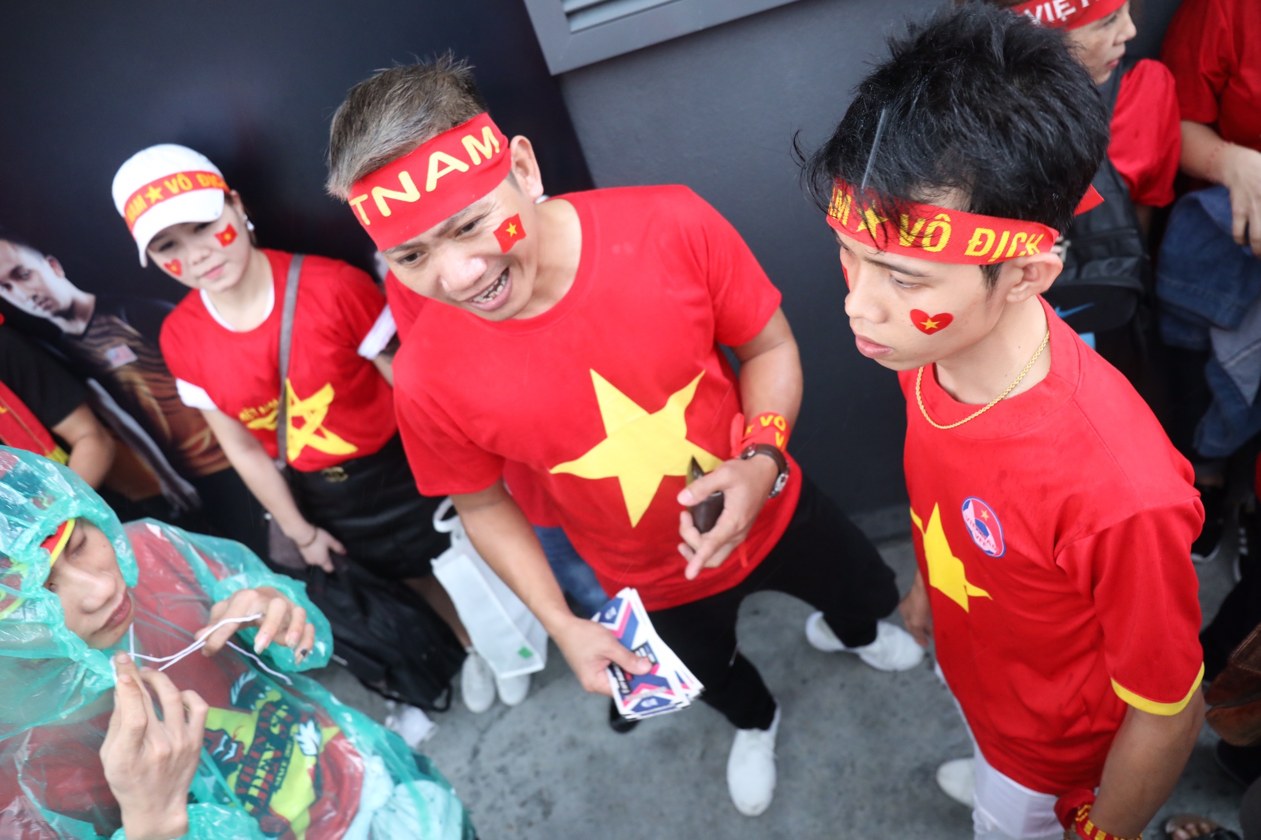 CĐV Malaysia, CĐV Việt Nam, chung kết AFF Cup, đội tuyển Việt Nam ảnh 8 CDV Malaysia, CDV Viet Nam, chung ket AFF Cup, doi tuyen Viet Nam anh 8