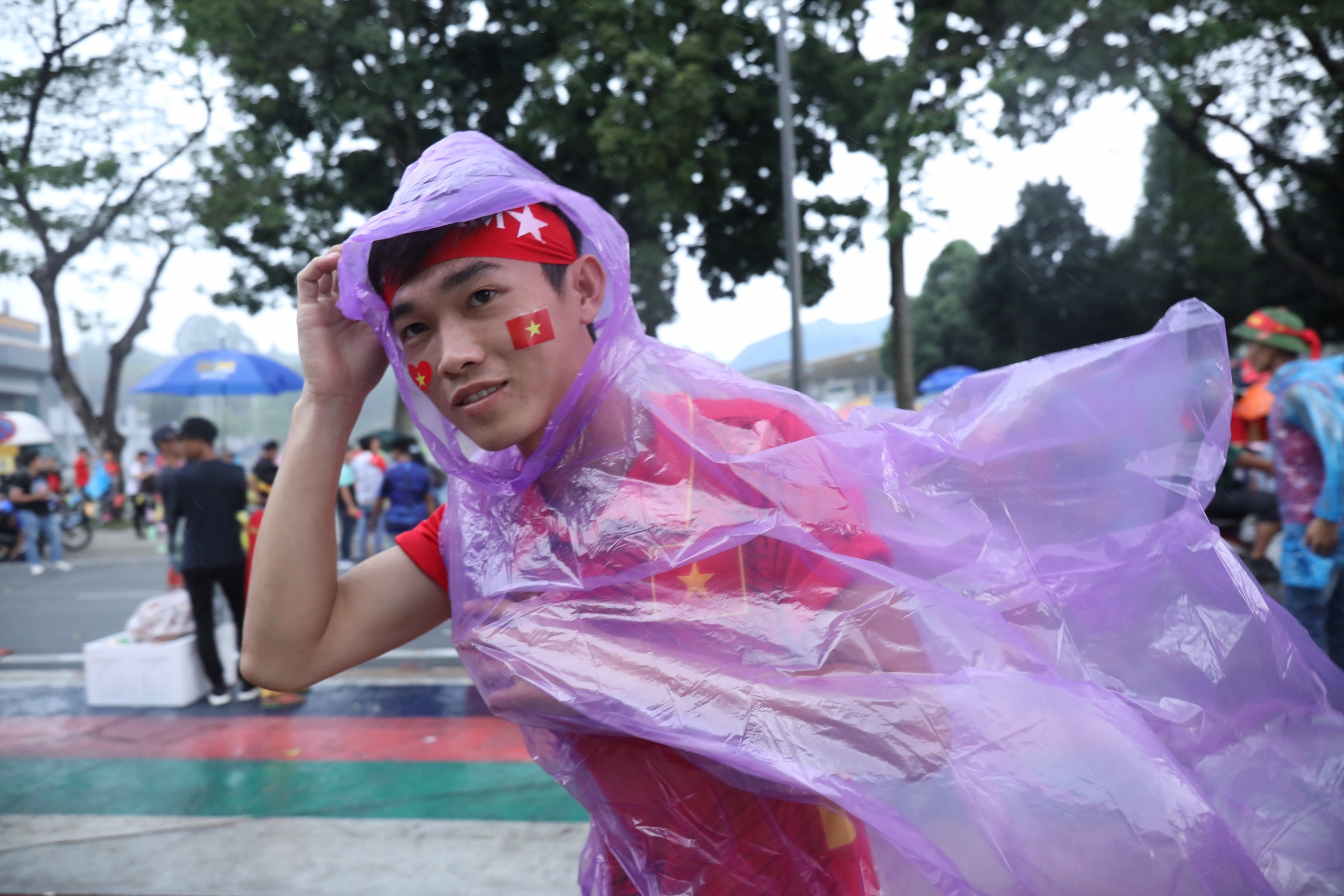 CĐV Malaysia, CĐV Việt Nam, chung kết AFF Cup, đội tuyển Việt Nam ảnh 9 CDV Malaysia, CDV Viet Nam, chung ket AFF Cup, doi tuyen Viet Nam anh 9