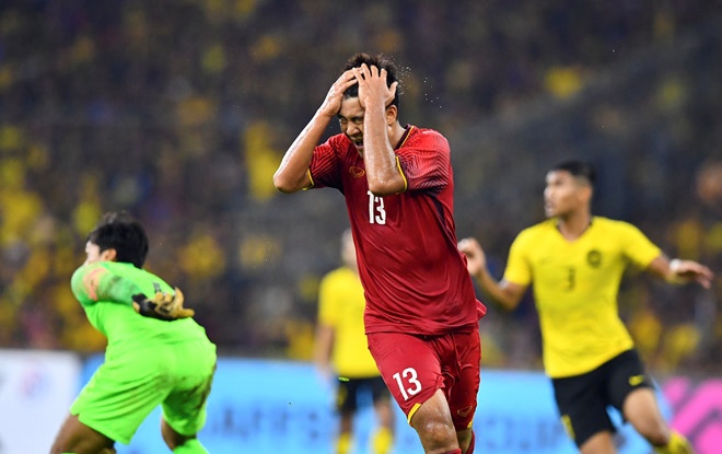 doi tuyen Viet Nam hoa 2-2 Malaysia anh 2