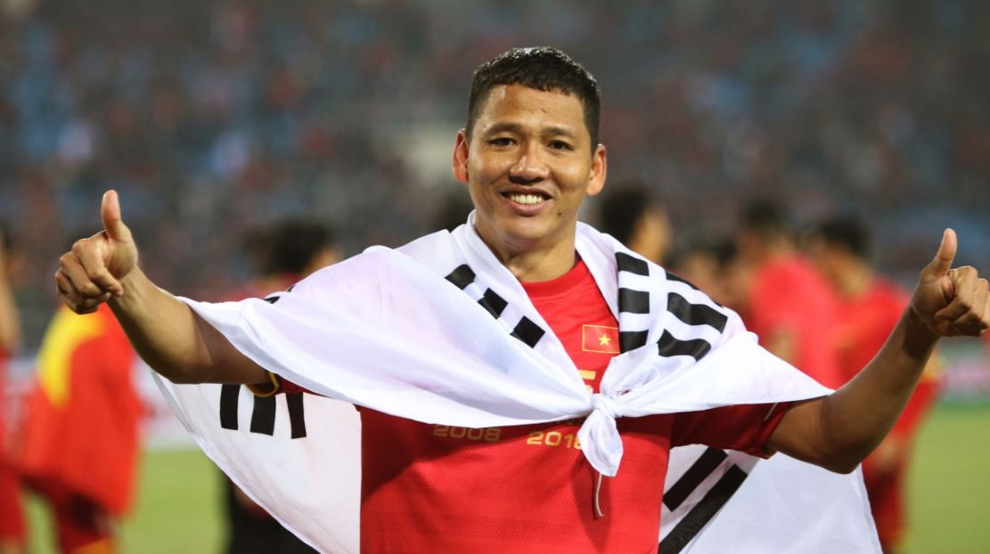 Anh Duc, Van Lam rang ro khi giup tuyen Viet Nam vo dich AFF Cup hinh anh