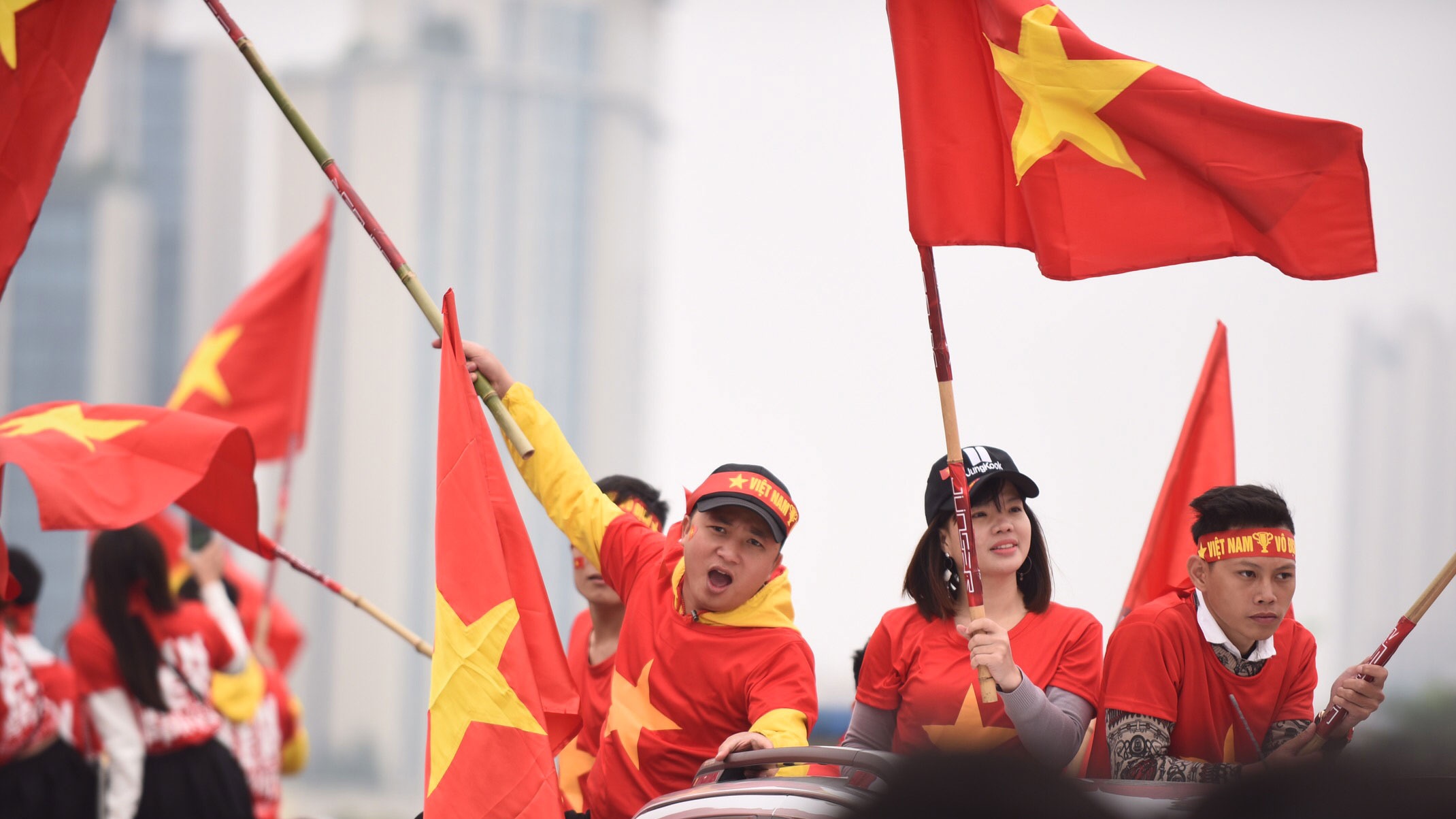 San My Dinh cho don tuyen Viet Nam da chung ket luot ve AFF Cup hinh anh