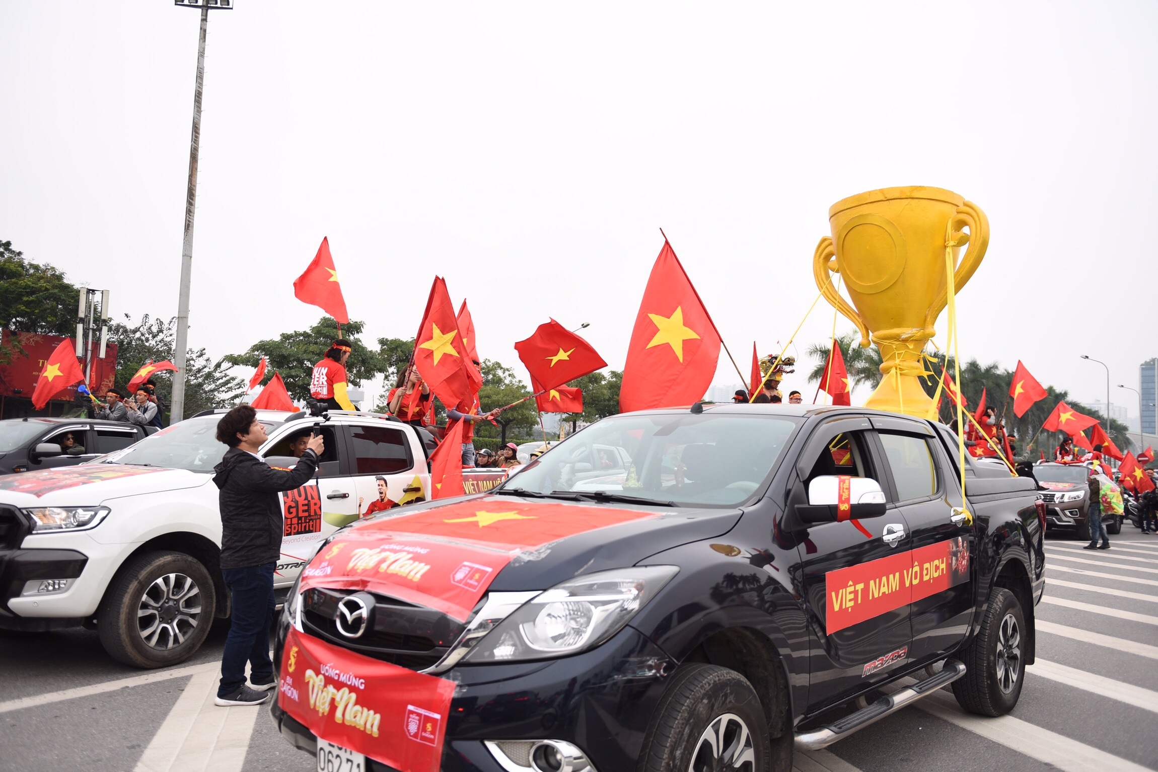 Co dong vien,  chung ket AFF Cup,  Viet Nam vs Malaysia anh 5