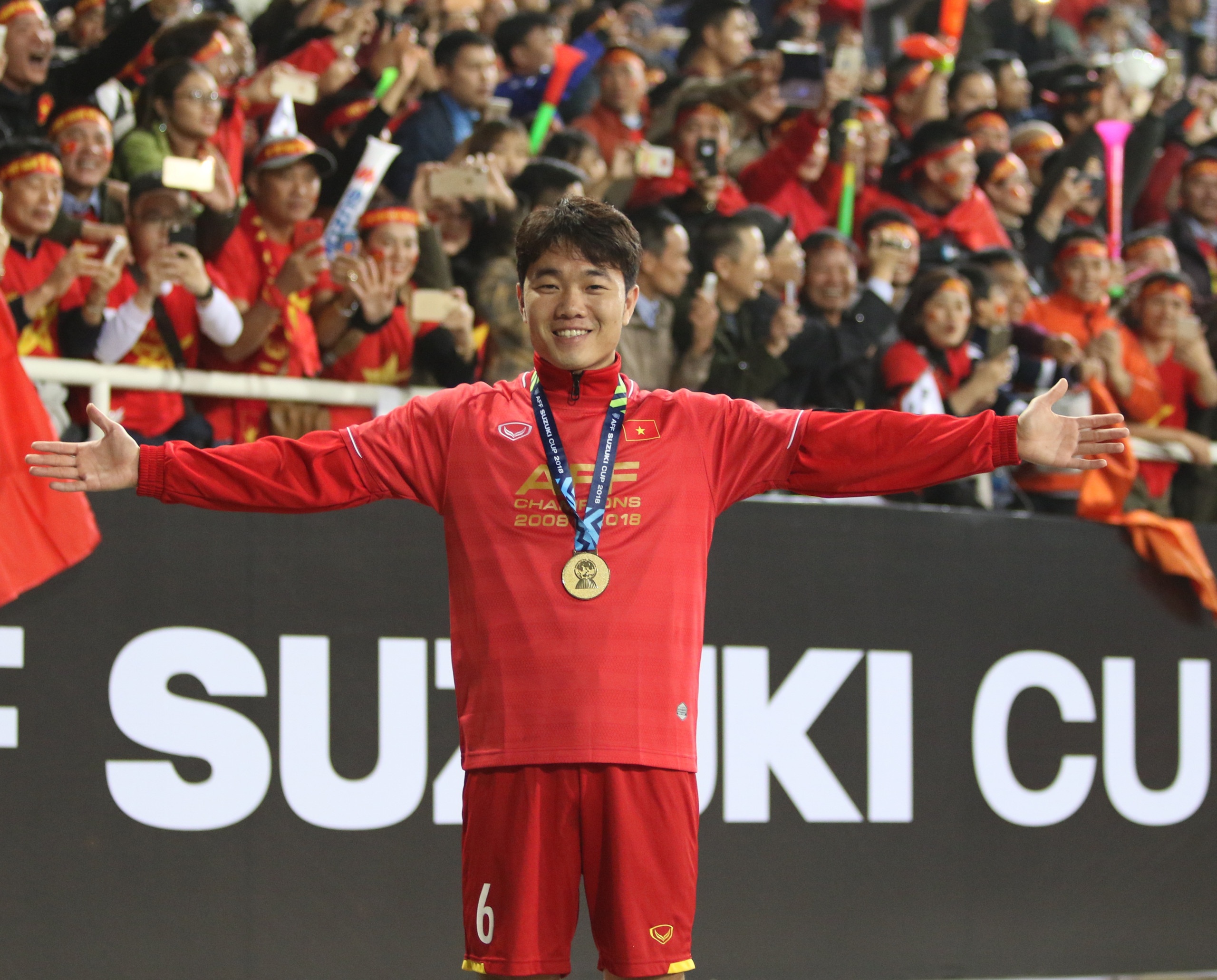 HLV Park Hang-seo,  Quang Hai,  Van Duc,  Viet Nam vo dich anh 8