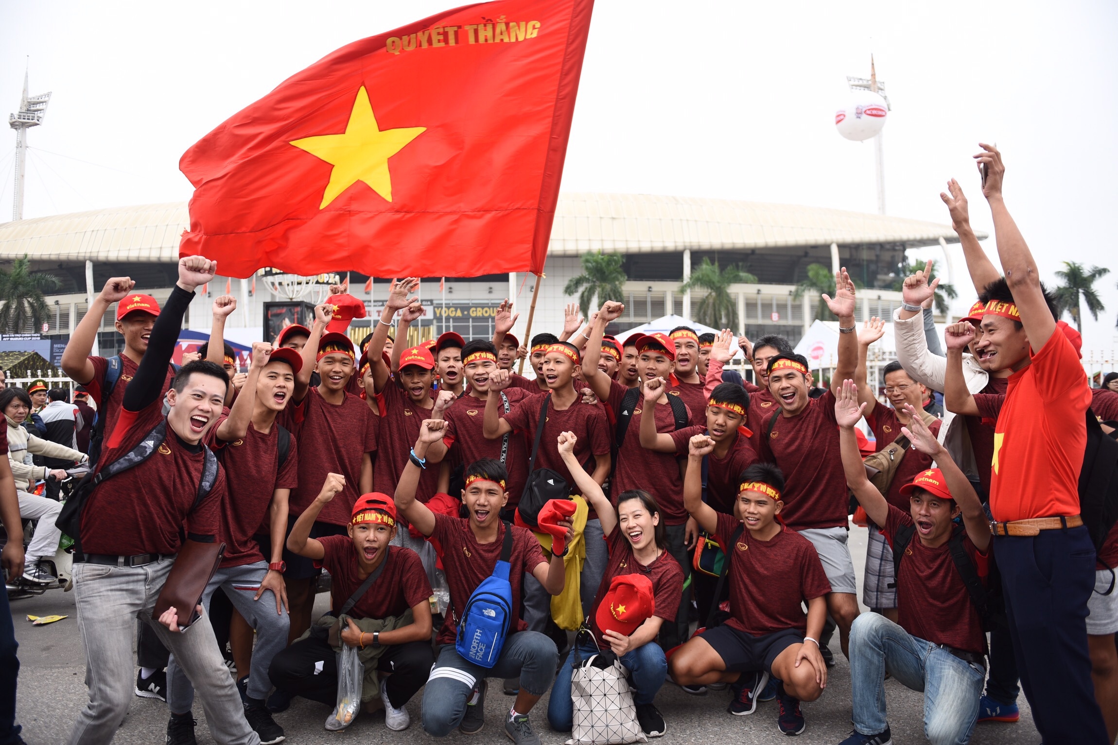 Co dong vien,  chung ket AFF Cup,  Viet Nam vs Malaysia anh 8