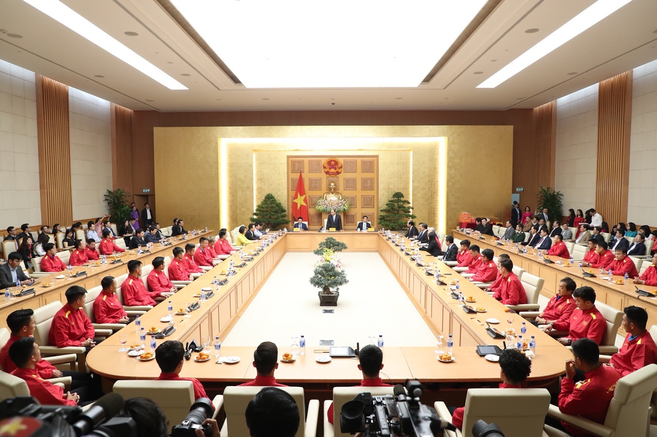 HLV Park Hang-seo,  Quang Hai,  AFF Cup 2018,  Thu tuong Nguyen Xuan Phuc anh 4