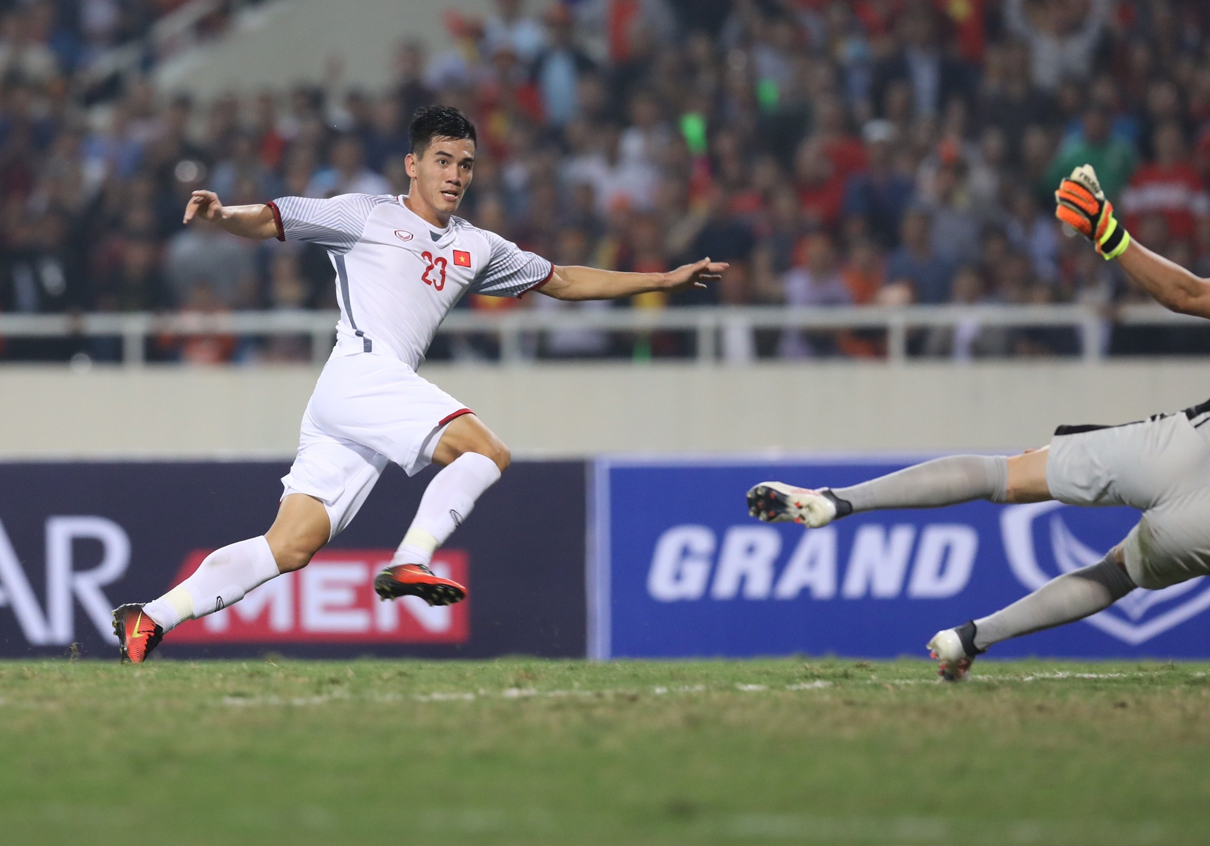 Bao chi Han Quoc khen ngoi chuoi 17 tran bat bai cua tuyen Viet Nam hinh anh