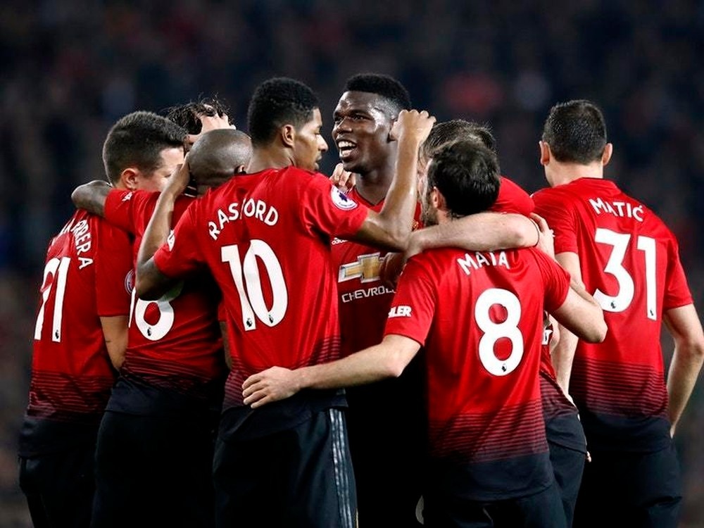 Paul Pogba,  Man Utd,  Ole Solskjaer,  Mourinho anh 1