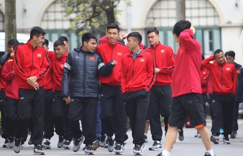 Tuyen Viet Nam 'diem tam' bang bai tap tren dat Qatar hinh anh