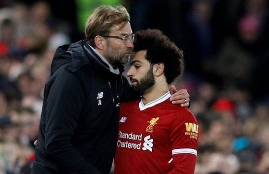 HLV Klopp: 'Toi gan nhu khoc sau hanh dong cua Salah' hinh anh