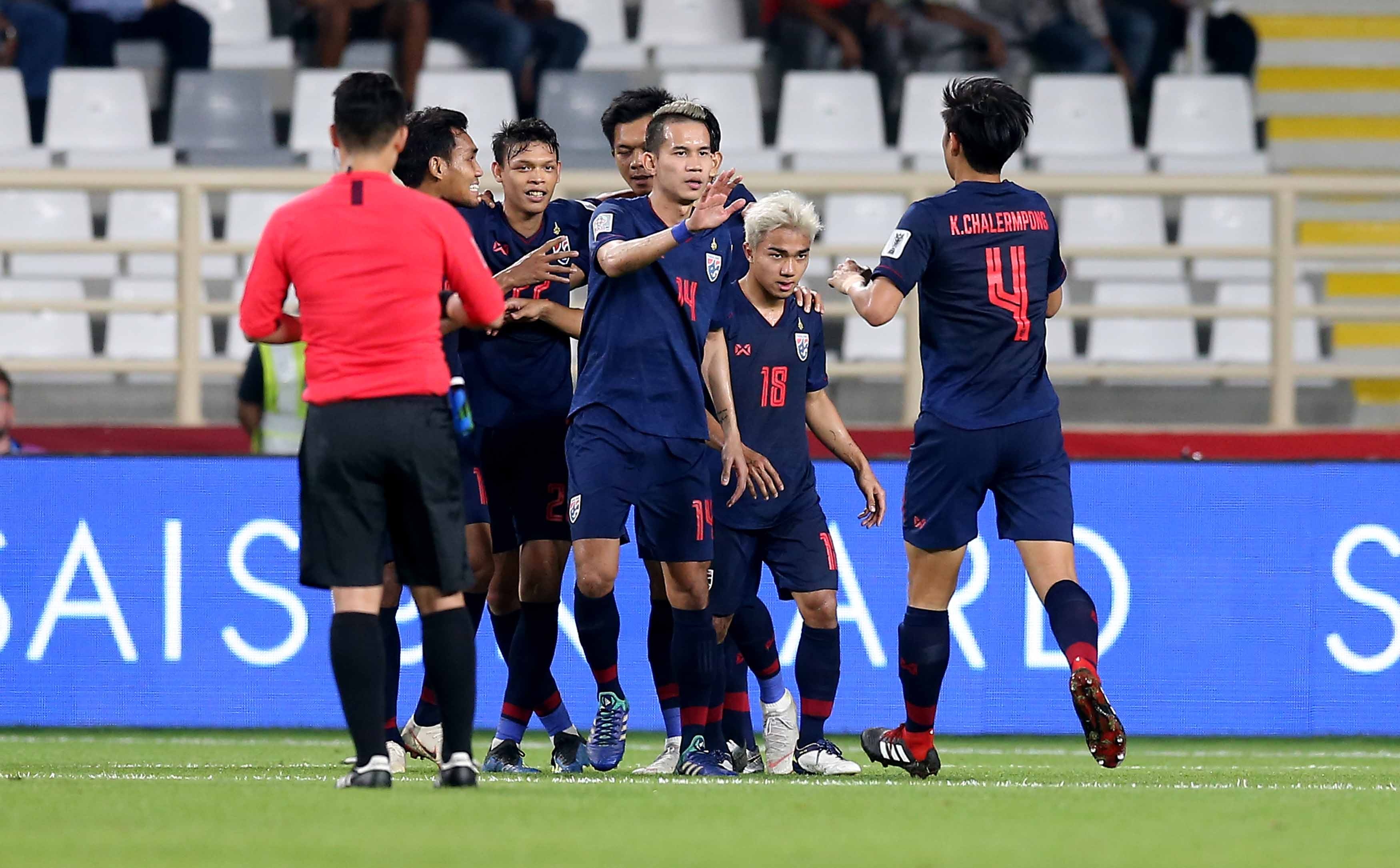 Chanathip Songkrasin,  Messi Thái Lan,  đội tuyển Thái Lan,  Asian Cup ảnh 1 Chanathip Songkrasin,  Messi Thai Lan,  doi tuyen Thai Lan,  Asian Cup anh 1