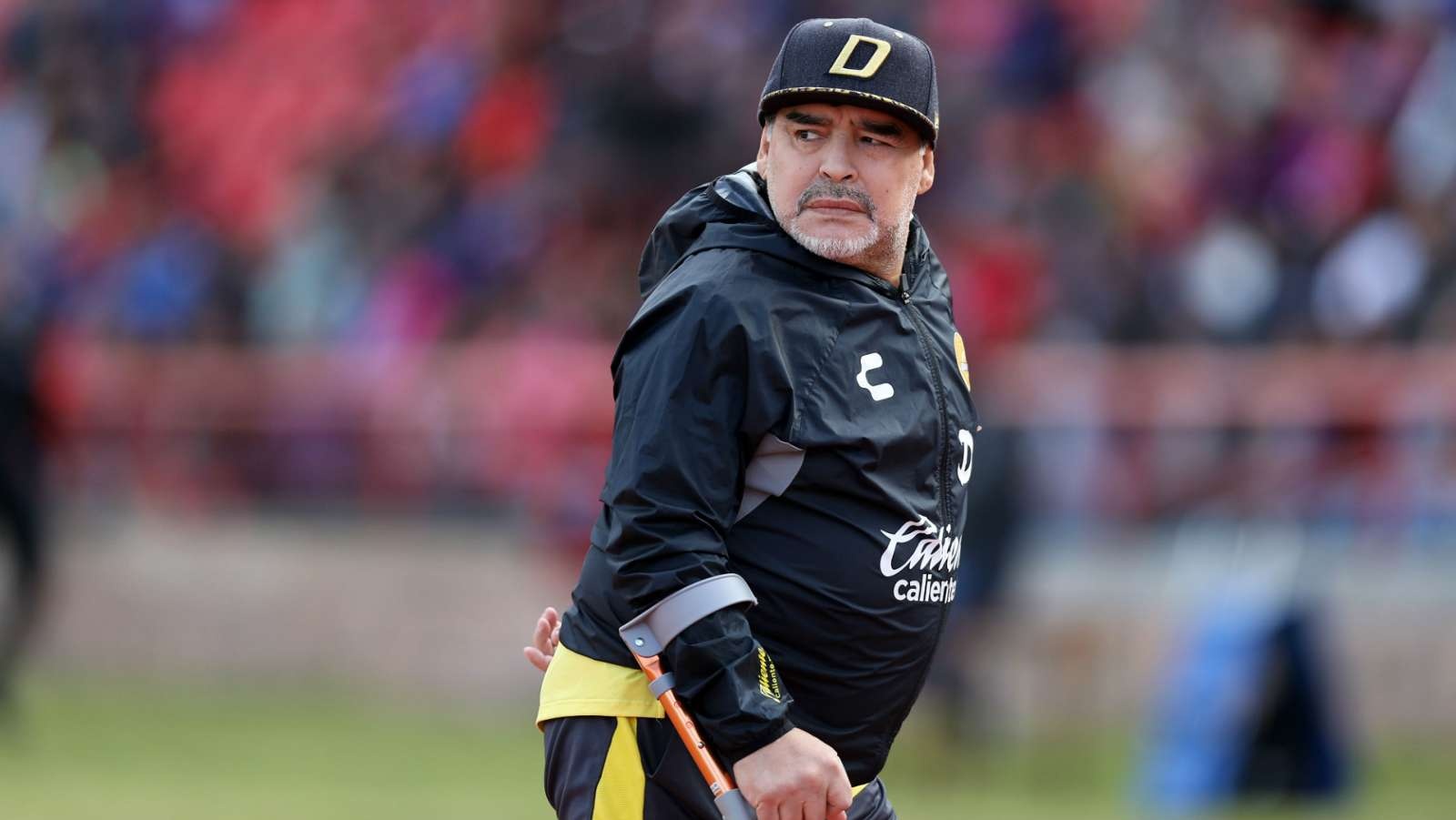 Maradona,  Maradona nhap vien,  Messi,  Argentina anh 1