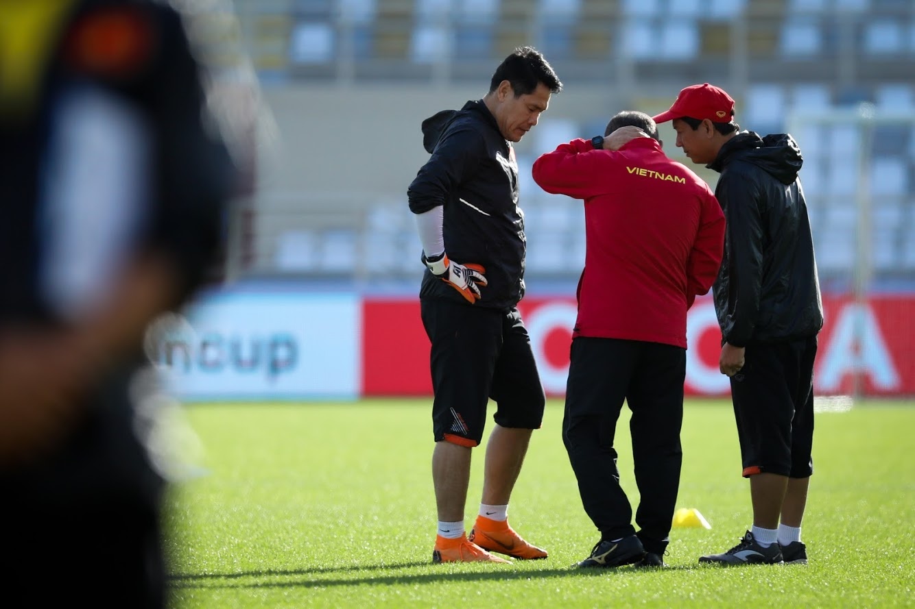 Viet Nam vs Iran,  thu mon Dang Van Lam,  Asian Cup 2019 anh 2