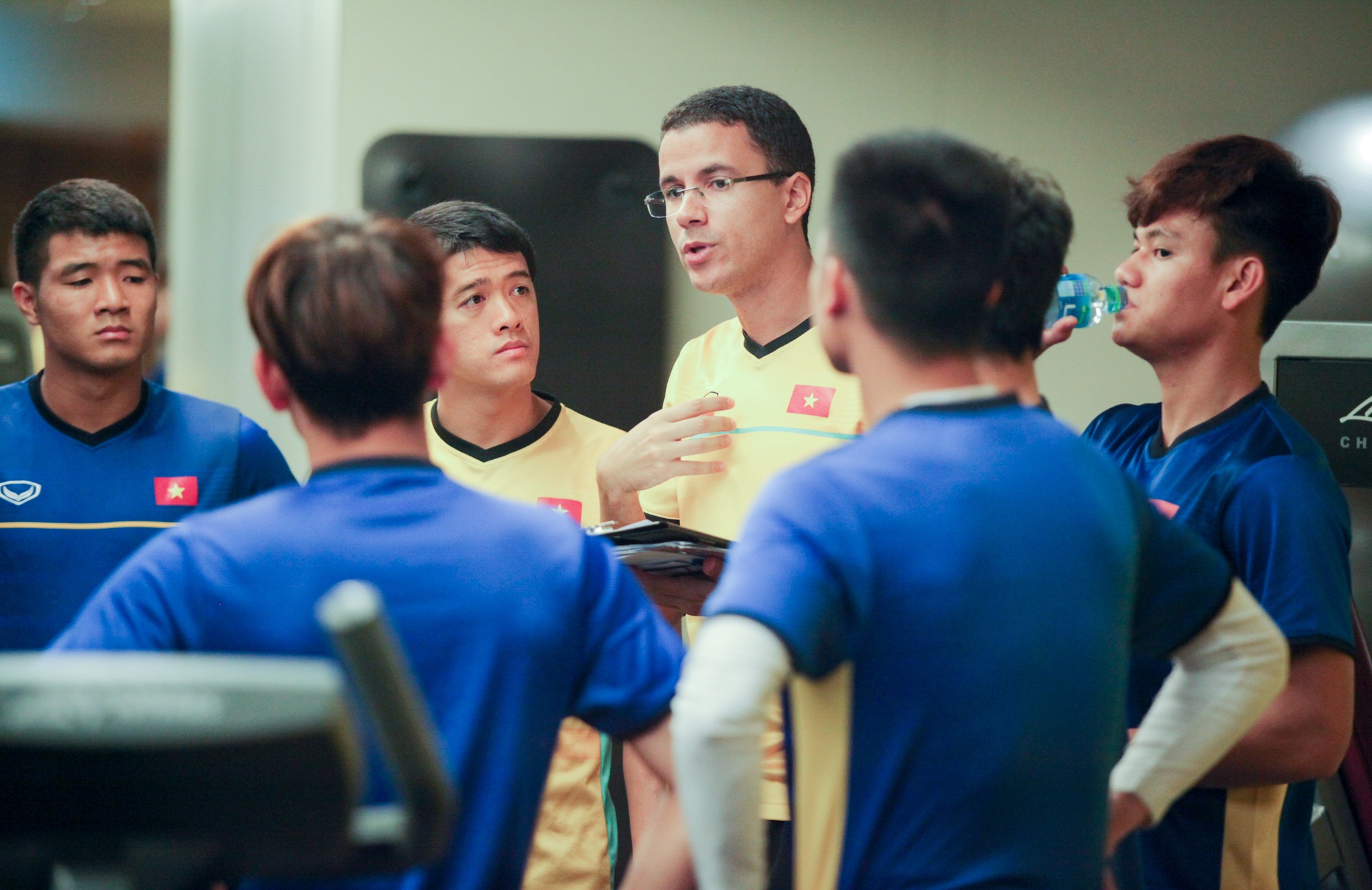 Doi tuyen Viet Nam nghi tap,  Viet Nam thua Iran,  Asian Cup 2019 anh 1