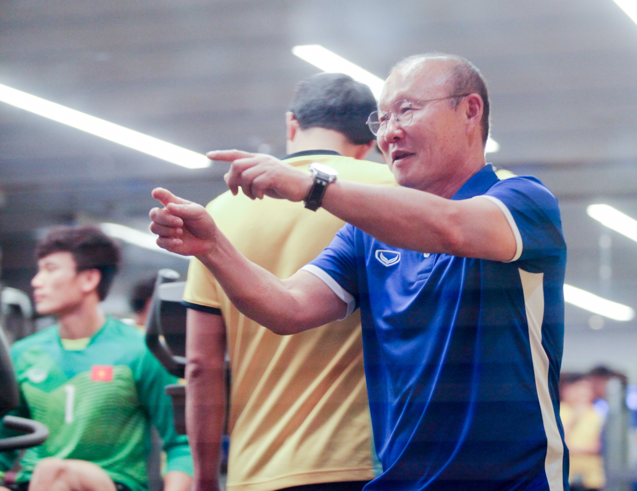 Doi tuyen Viet Nam nghi tap,  Viet Nam thua Iran,  Asian Cup 2019 anh 2