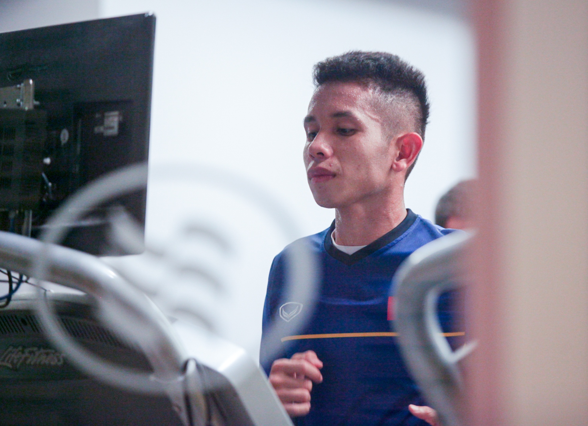 Doi tuyen Viet Nam nghi tap,  Viet Nam thua Iran,  Asian Cup 2019 anh 3