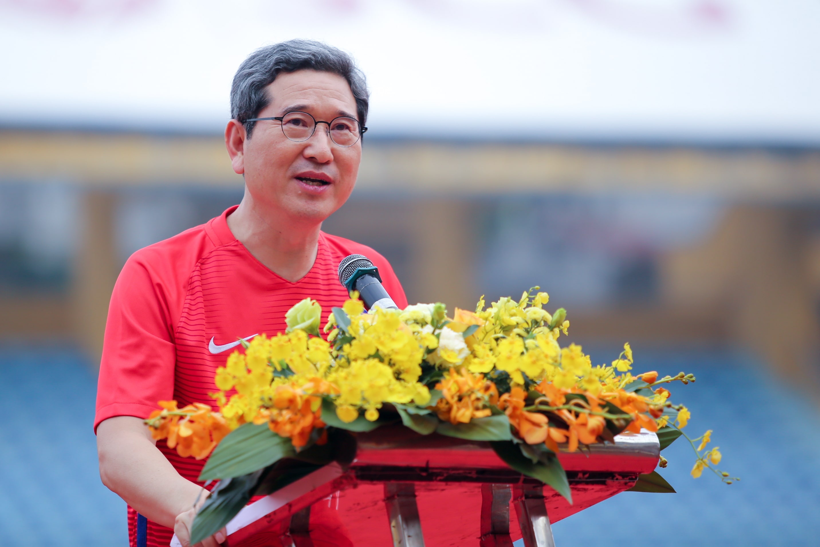 Pho thu tuong Vu Duc Dam,  giao huu bong da,  Viet Nam - Han Quoc,  giao huu anh 1
