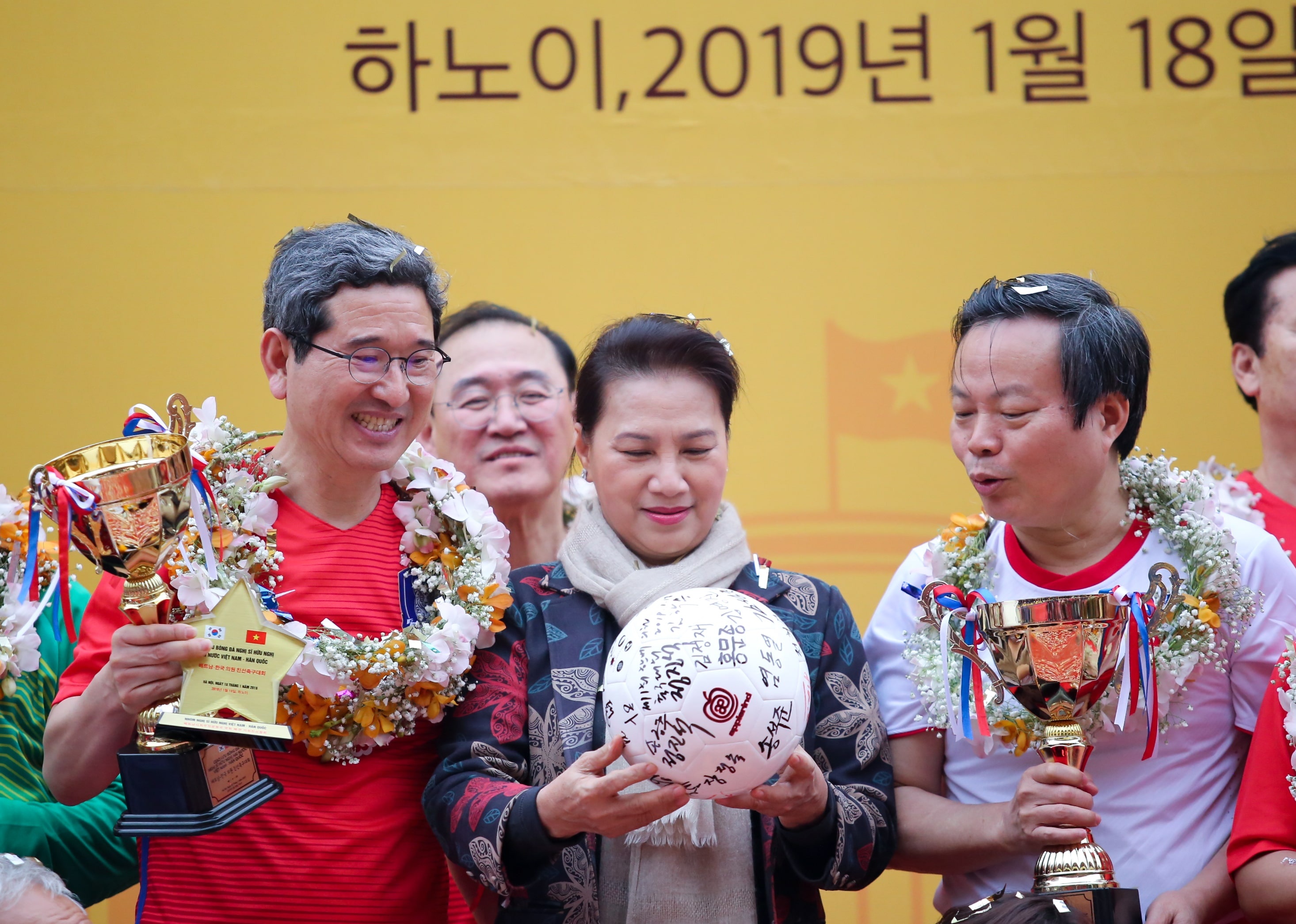 Pho thu tuong Vu Duc Dam,  giao huu bong da,  Viet Nam - Han Quoc,  giao huu anh 9
