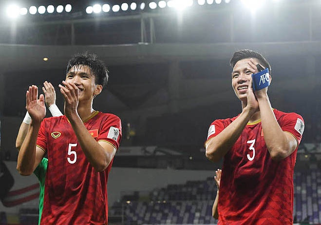 Tuyen Viet Nam lan dau no nu cuoi chien thang tai Asian Cup 2019 hinh anh