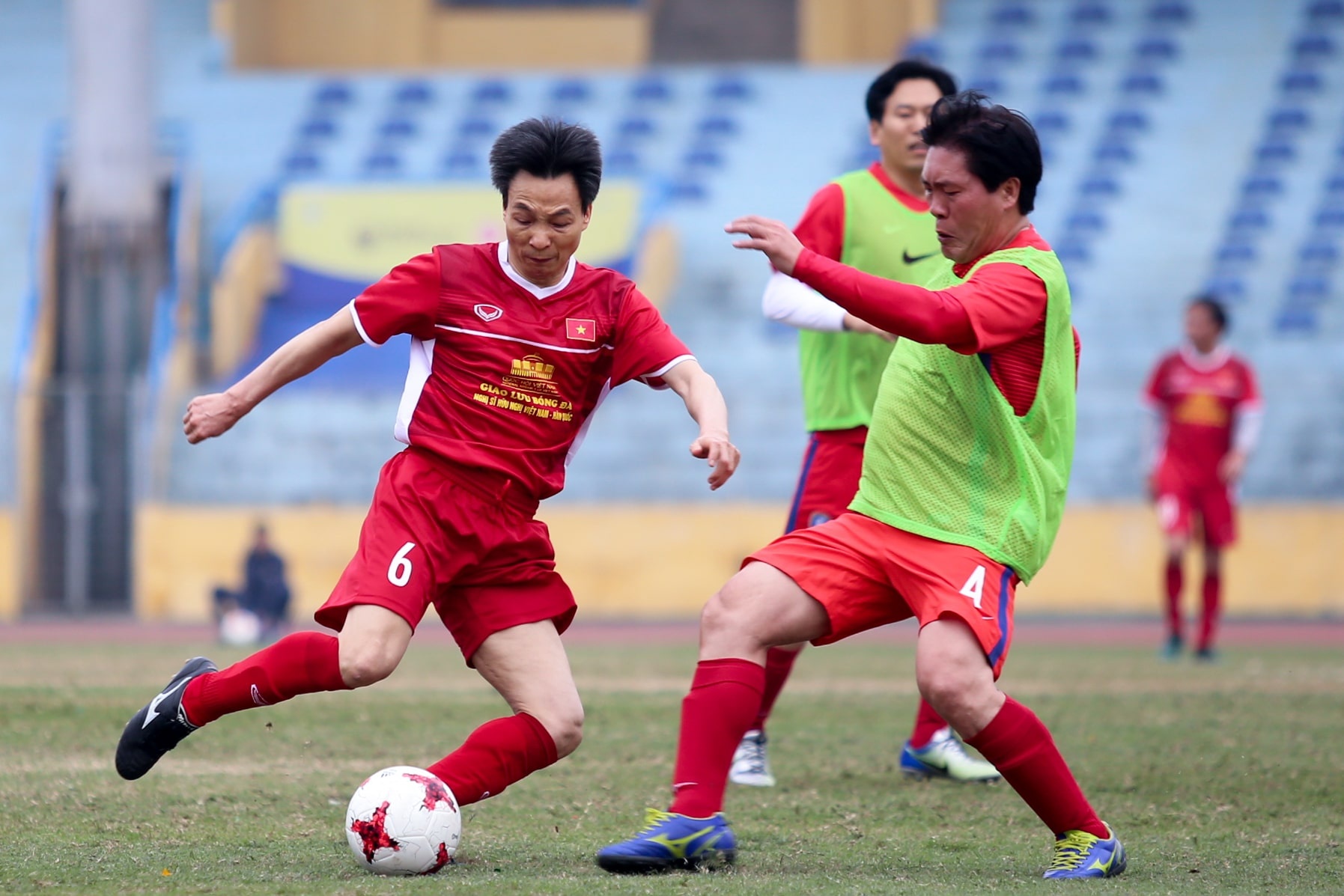 Chu tich Quoc hoi du khan tran giao huu Nghi si Viet Nam - Han Quoc hinh anh