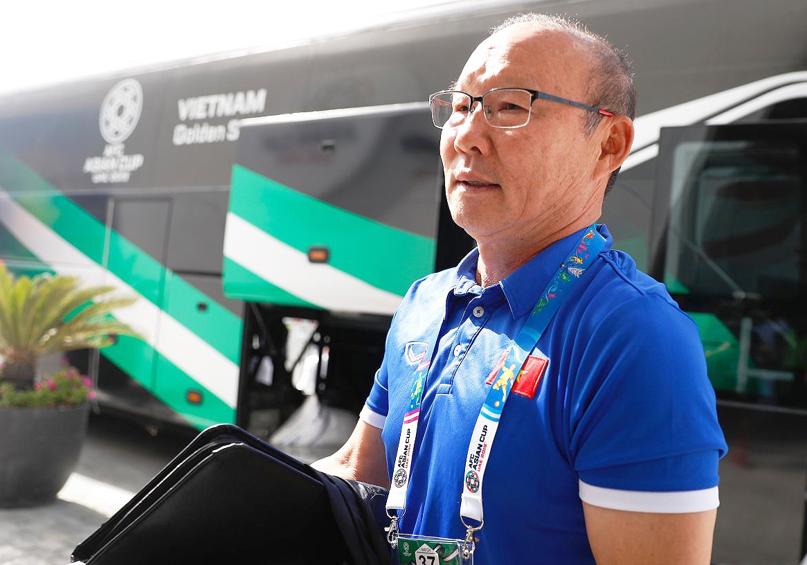 HLV Park Hang-seo tin tuyen Viet Nam se di tiep tai Asian Cup 2019 hinh anh