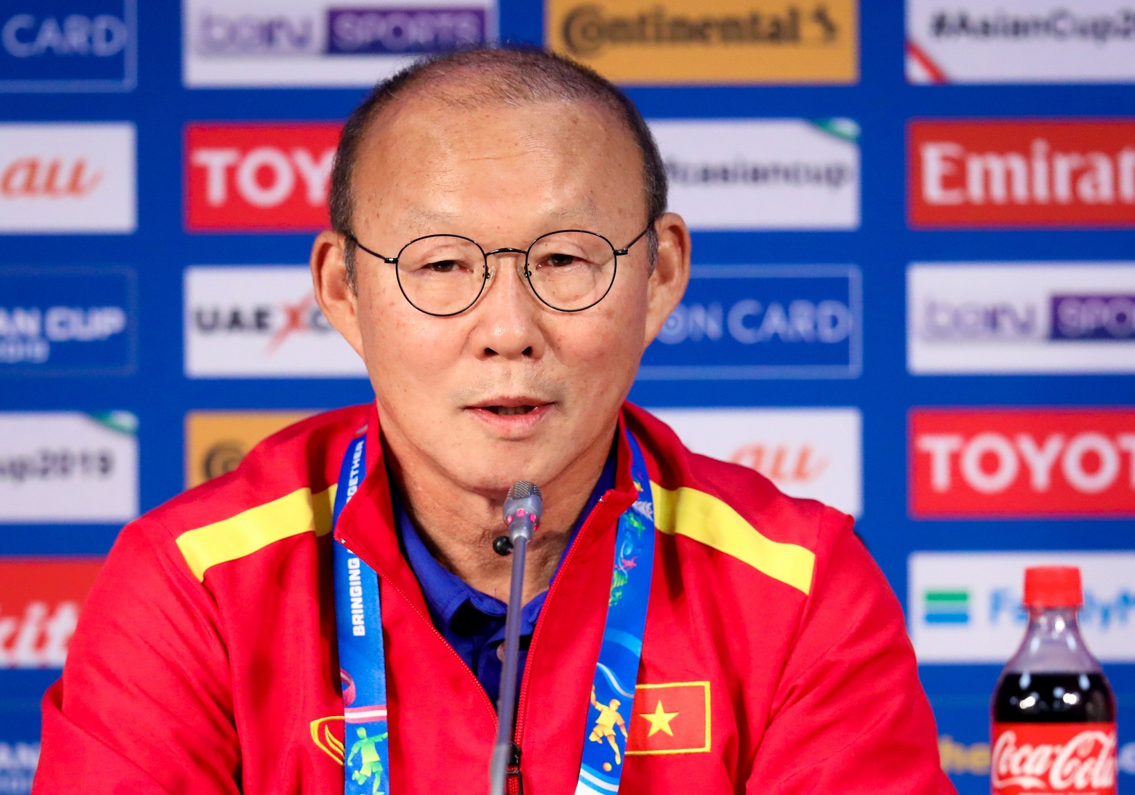 HLV Park: 'Khong lo lang VAR, Viet Nam chi can choi tot truoc doi thu' hinh anh