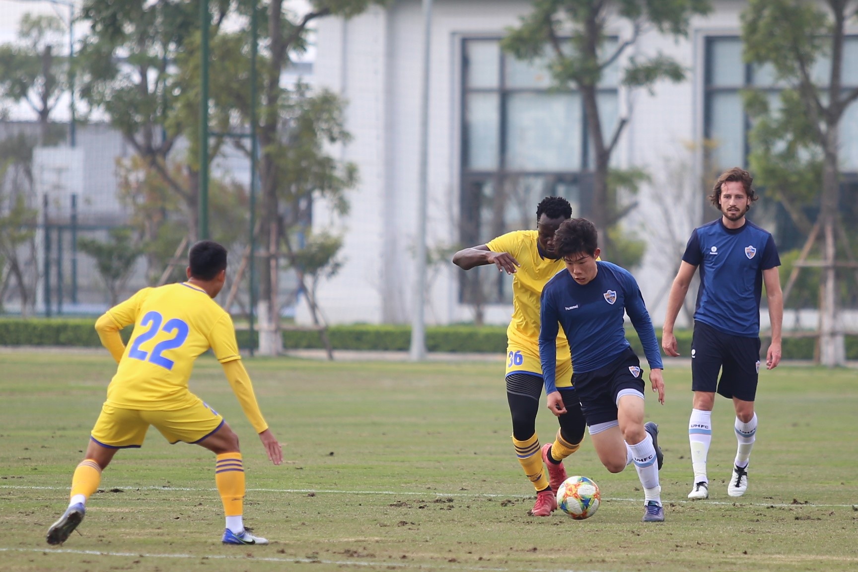 U22 Viet Nam,  Ulsan Huyndai,  Doi tuyen Viet Nam,  giao huu anh 2