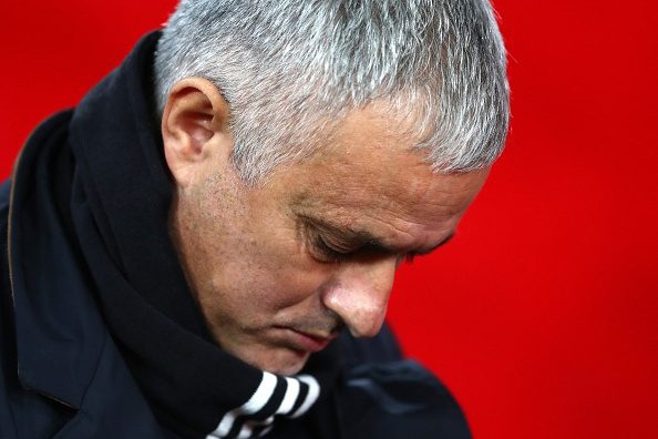 Bi MU sa thai, Jose Mourinho da chinh thuc het thoi? hinh anh