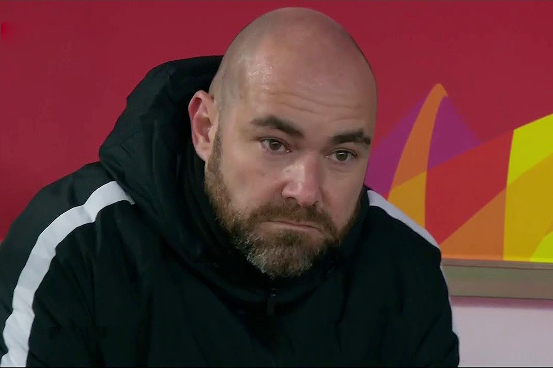 HLV Qatar tu tin doi dau voi UAE bat chap thua thiet ve so luong CDV hinh anh