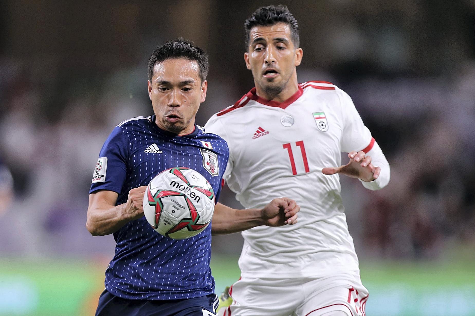 Nhat Ban khong quan tam 2 cau thu Qatar bi khieu nai quyen thi dau hinh anh