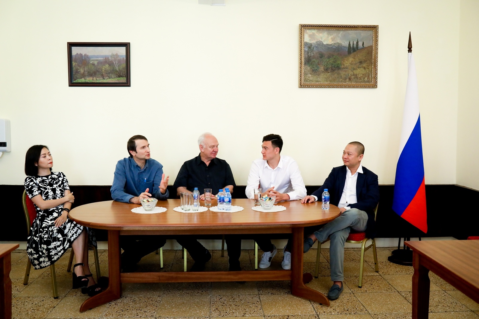 Dang Van Lam,  doi tuyen Viet Nam,  Asian Cup anh 3