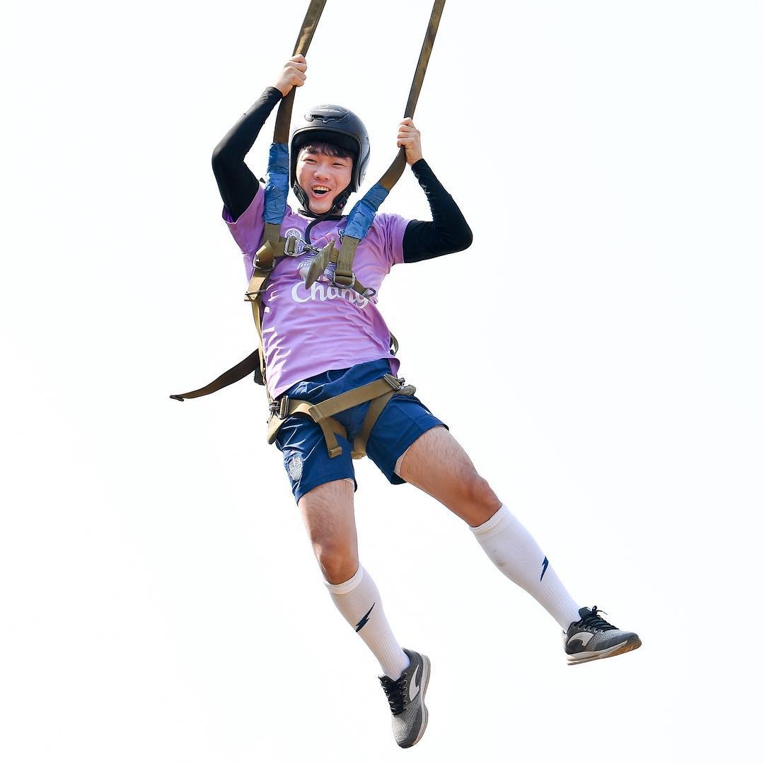 Luong Xuan Truong,  nhay du,  Buriram United,  Thai Lan anh 1