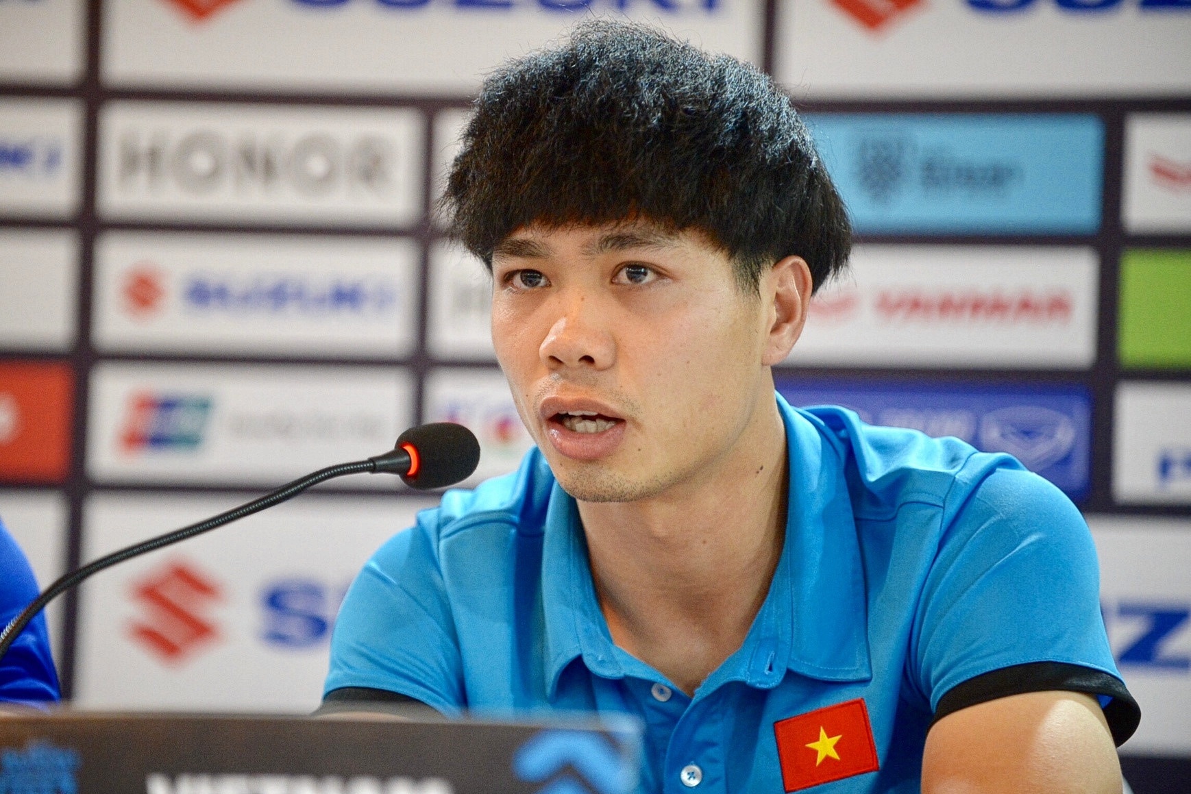 Cong Phuong: 'Toi va Xuan Truong ra di khong anh huong nhieu toi HAGL' hinh anh