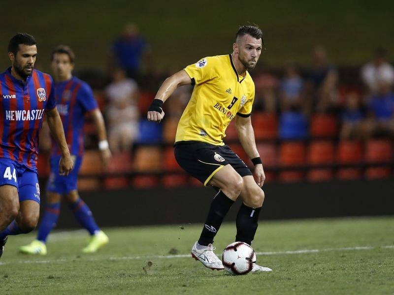 Marko Simic, Persija Jakarta, Newcastle Jets, hành vi thiếu đứng đắn ảnh 2 Marko Simic, Persija Jakarta, Newcastle Jets, hanh vi thieu dung dan anh 2