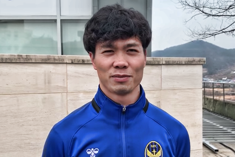 Cong Phuong noi tieng Han Quoc trong buoi tap cua Incheon hinh anh