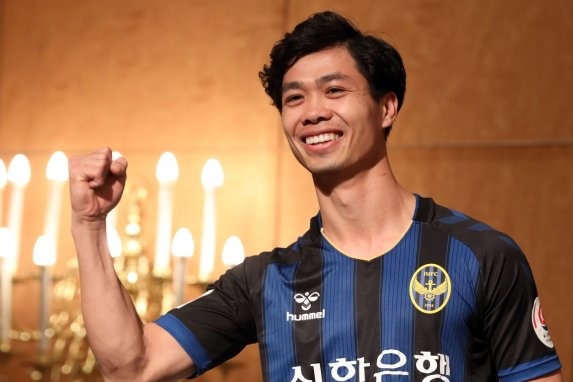 Cong Phuong duoc danh gia la 'la bai tay' cua Incheon United hinh anh
