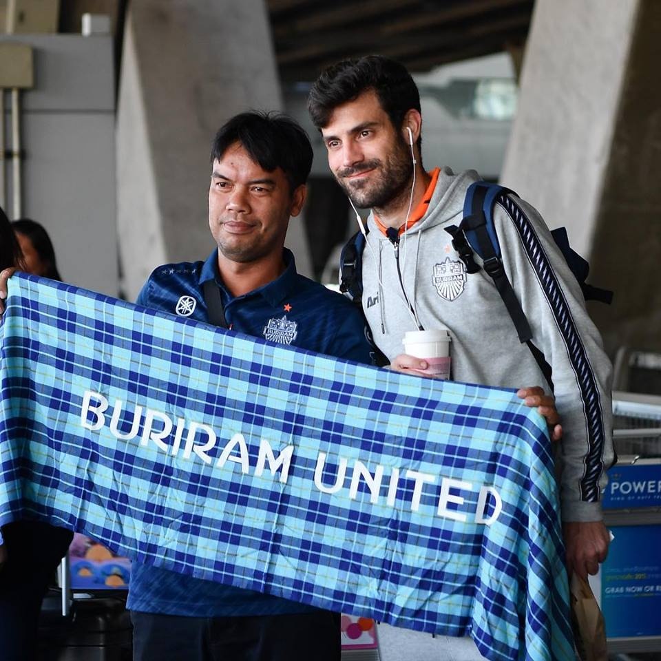 Luong Xuan Truong,  Buriram United,  doi tuyen Viet Nam,  Thai League anh 5