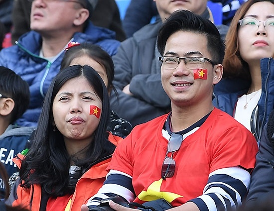 CDV nu xinh dep,  xin chu ky,  Cong Phuong,  Incheon United,  K.League anh 1