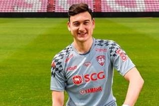 Bao Thai Lan danh gia cao Van Lam o tran thang thu 2 cua Muangthong hinh anh