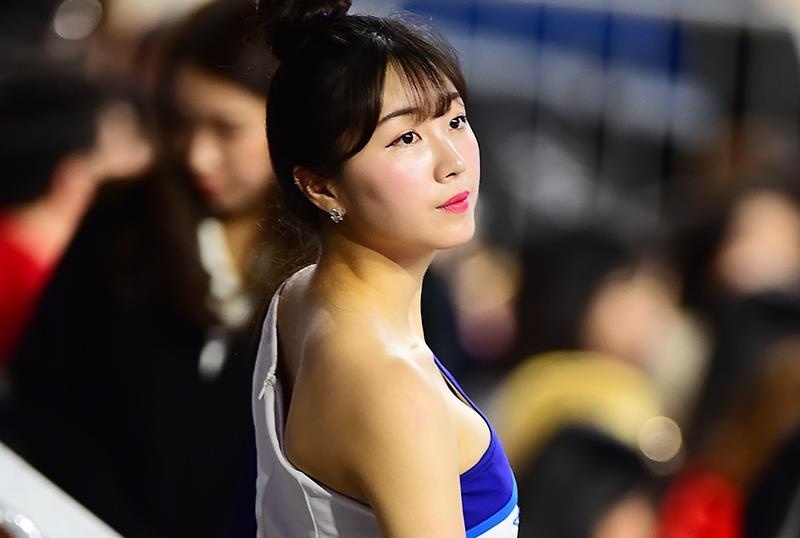 Ahn Ji Hyun,  cheerleader,  Han Quoc,  ve dep goi cam anh 1