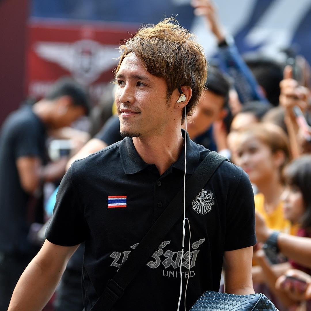 Luong Xuan Truong,  du bi,  Buriram United,  doi tuyen Viet Nam,  Thai League anh 2