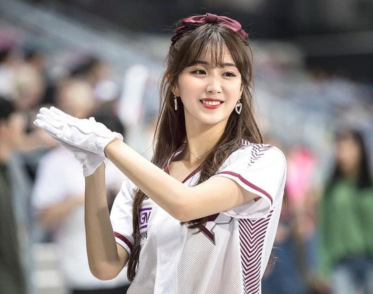 Ahn Ji Hyun,  cheerleader,  Han Quoc,  ve dep goi cam anh 4