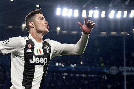 Dieu gi da giup Ronaldo co nhung ban thang danh dau loi hai? hinh anh