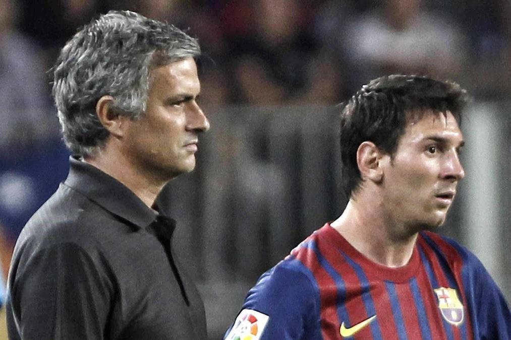 Mourinho tiet lo ho so phan tich cach khac che Messi nam 2006 hinh anh