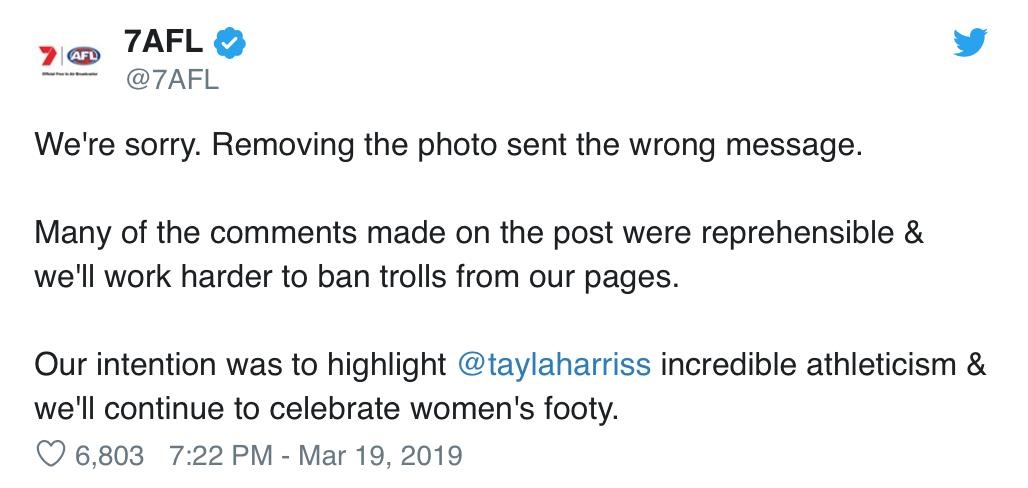 Tayla Harris,  cau thu bong bau duc,  Australia,  quay roi tinh duc,  mang xa hoi anh 2