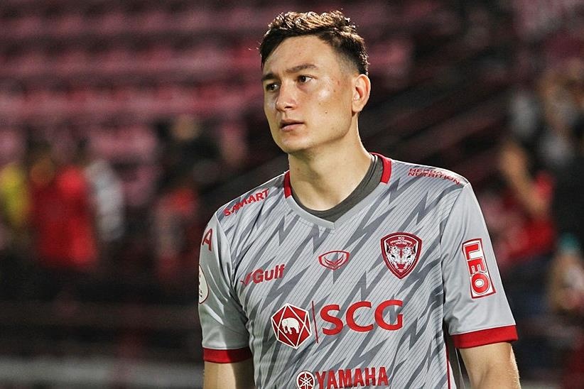 Bao Thai danh gia Van Lam choi tot nhat doi hinh Muangthong hinh anh